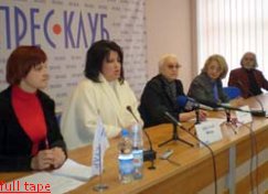 Львовский модельер Оксана Муха покорила Лувр Львовский модельер Оксана Муха покорила Лувр
